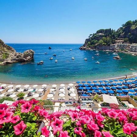 Appartamento soluzione mare Mazzeo Esterno foto