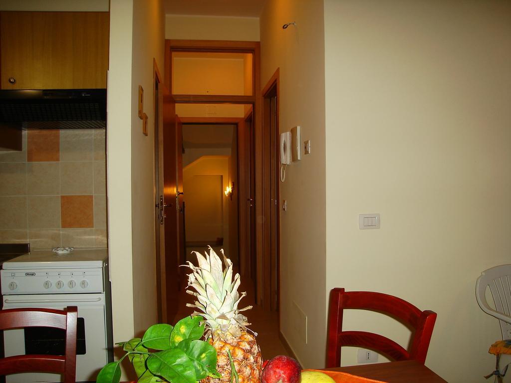 Appartamento soluzione mare Mazzeo Camera foto